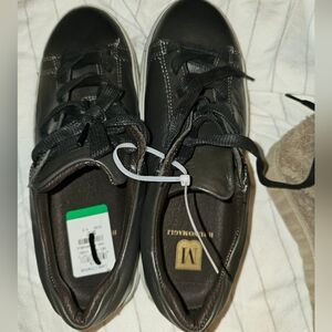 Men's Black Sneakers